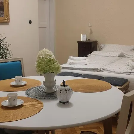 Apartment Aline *